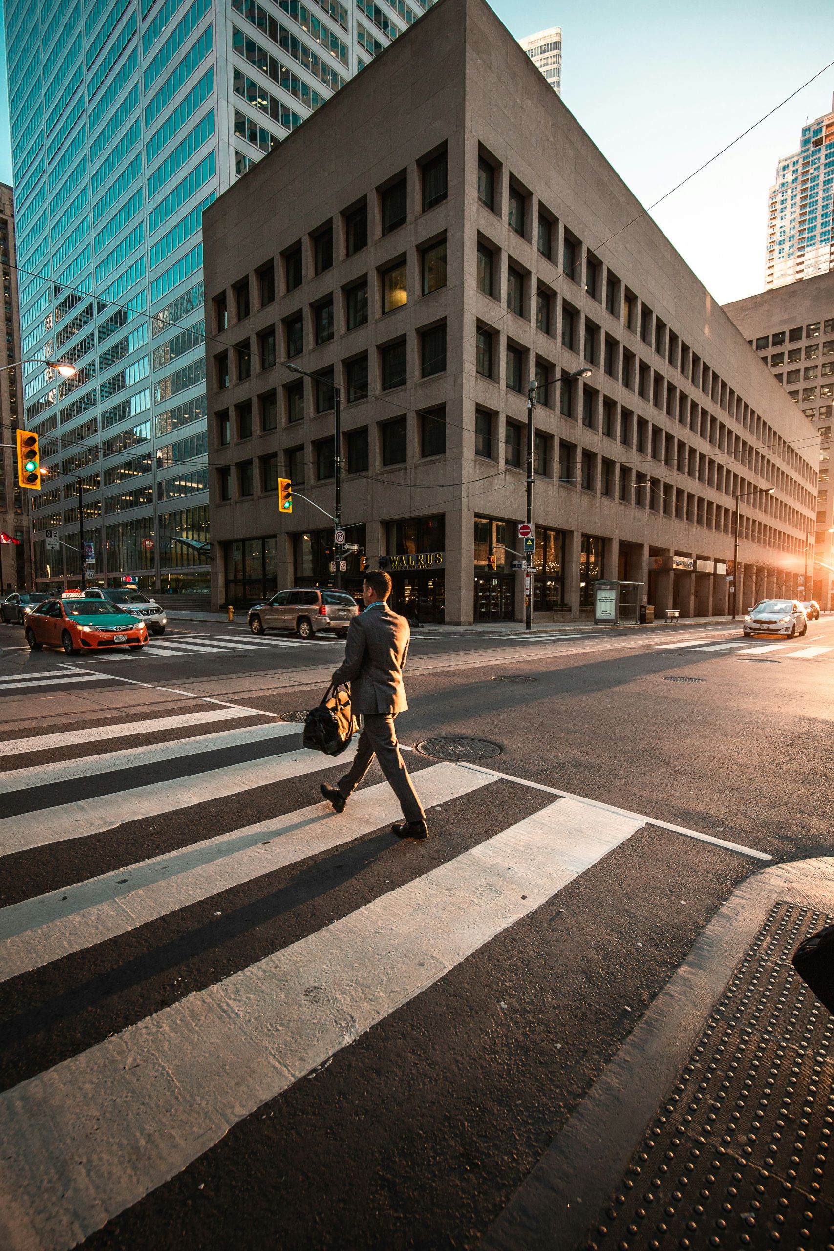 jorge-vasconez-buYlndcNnjM-unsplash - KSDT • Accountants & Advisors