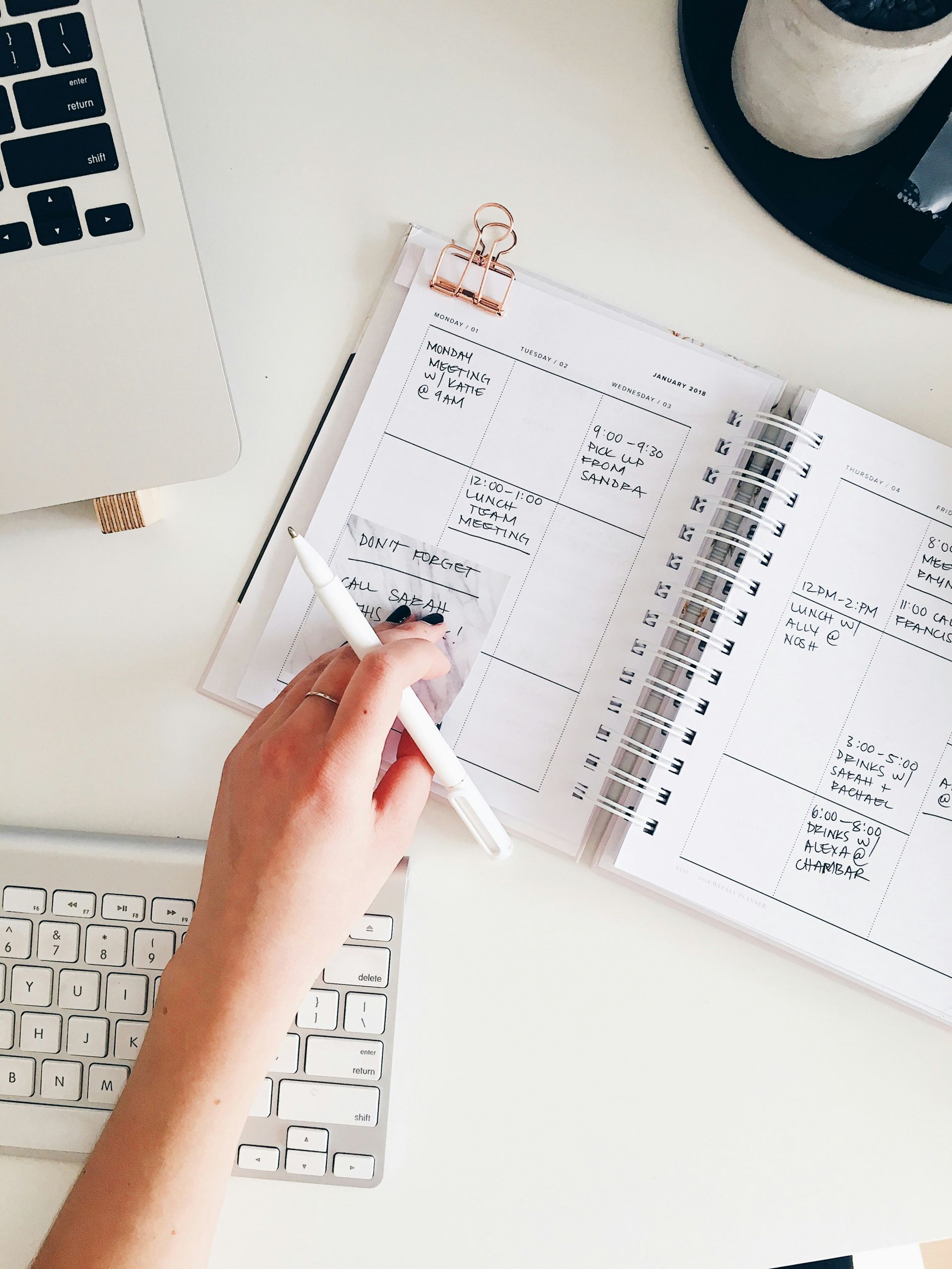 marissa-grootes-flRm0z3MEoA-unsplash - KSDT • Accountants & Advisors